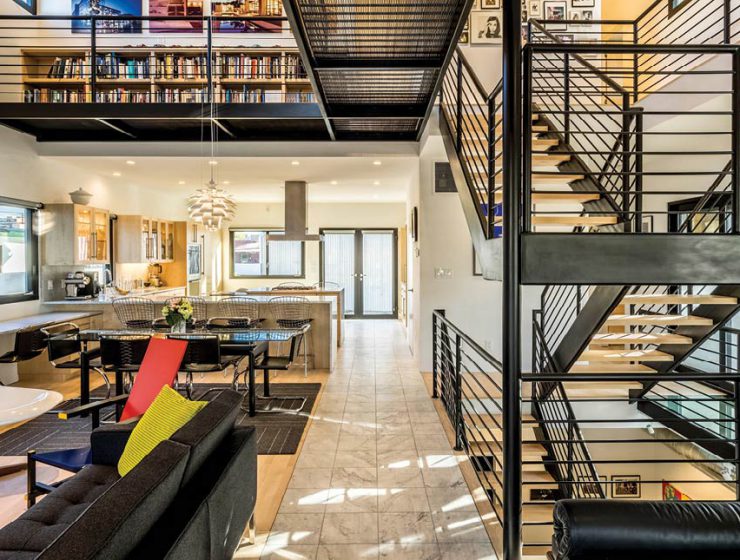 Su Casa Featured Home
