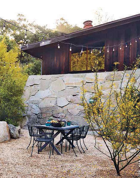 garden style dining