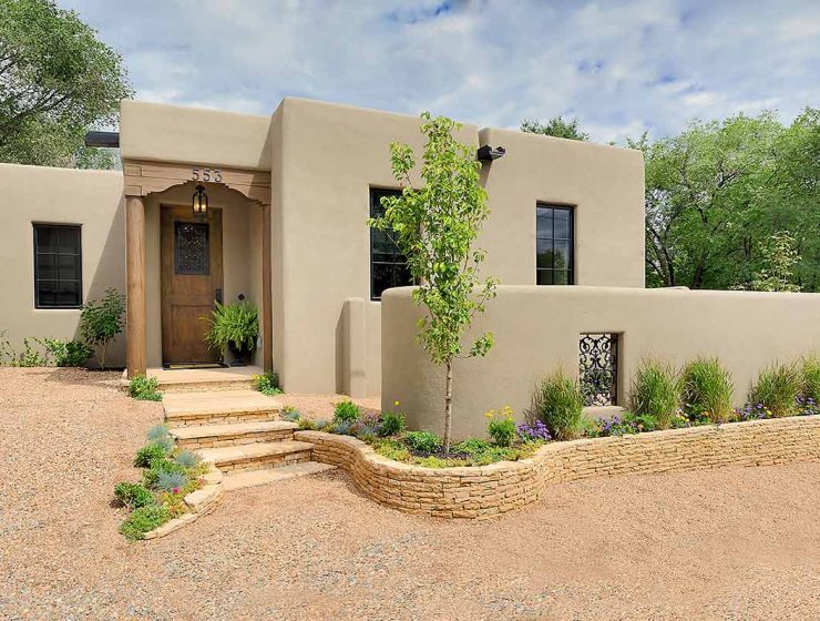 Santa Fe home exterior