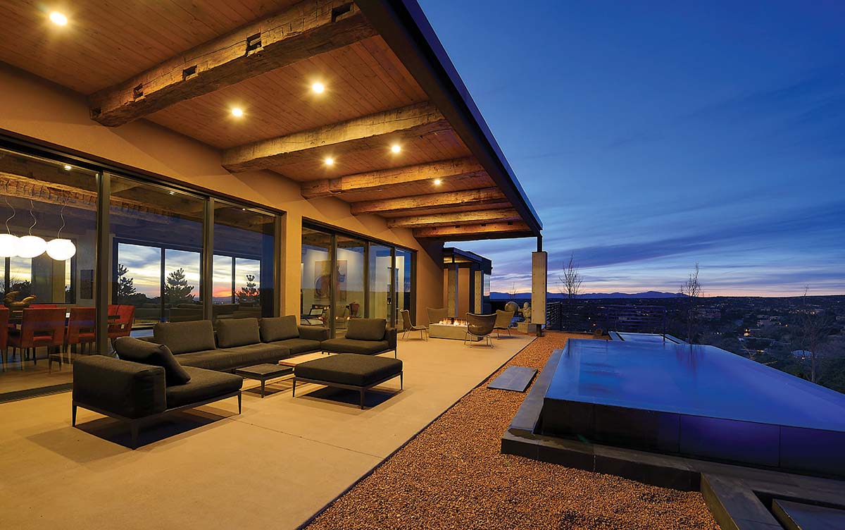 outdoor living area