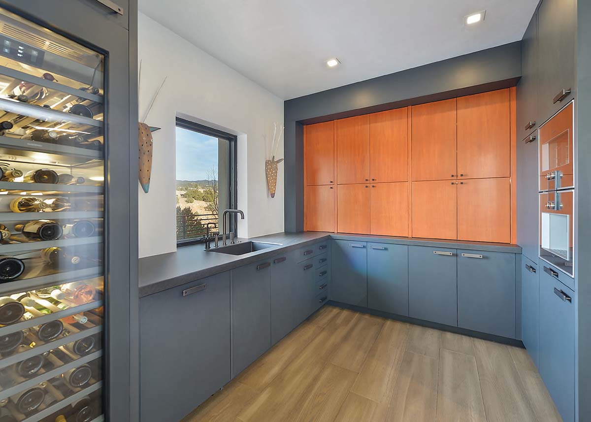 service pantry