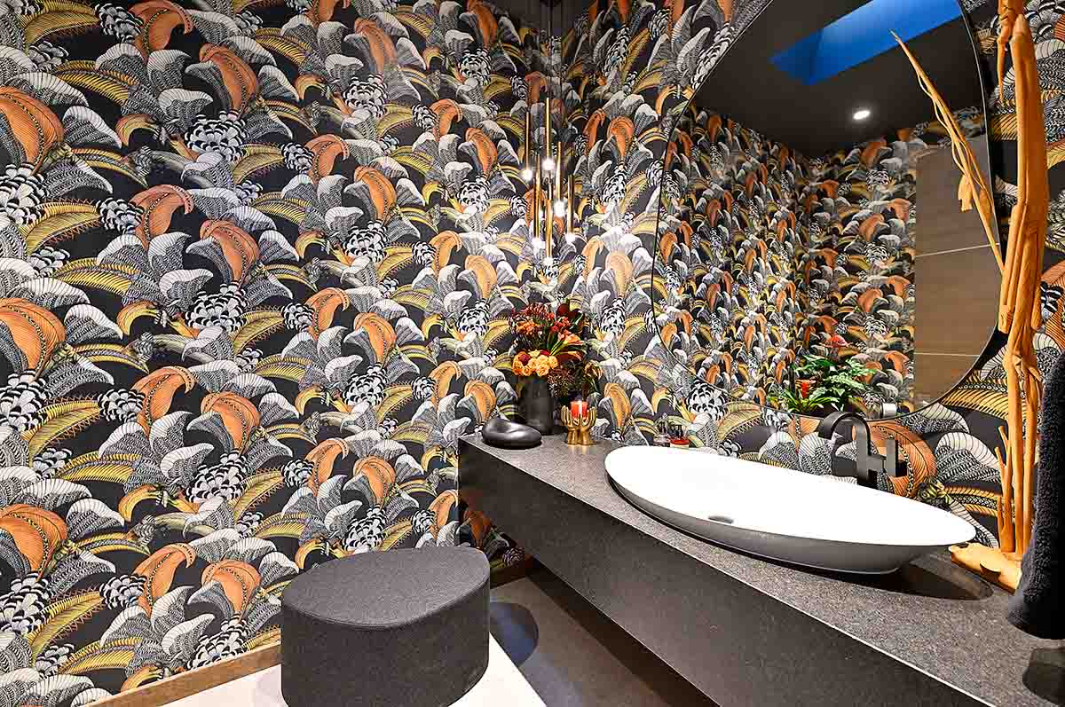 bathroom vanity