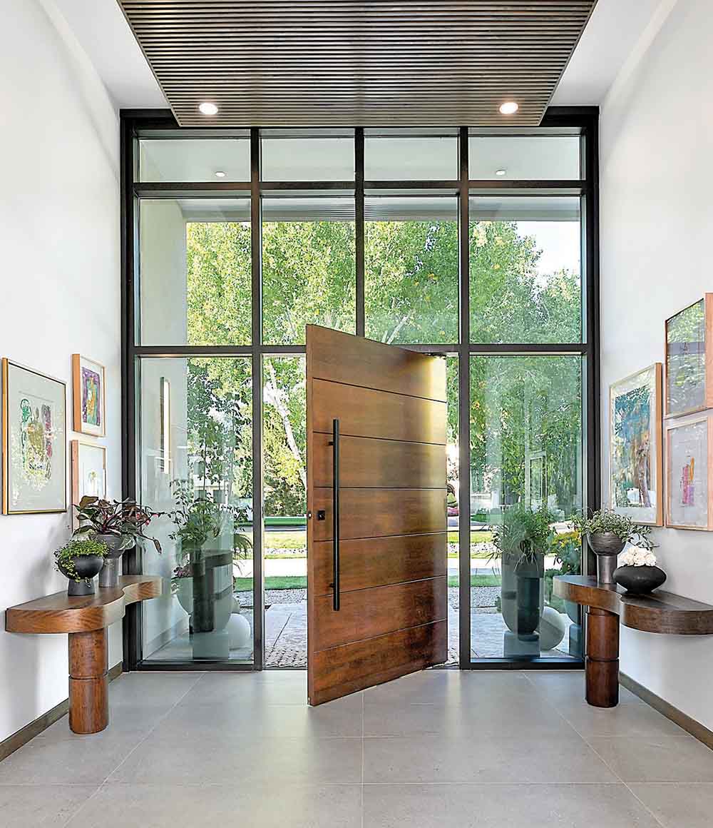 North Valley home entry