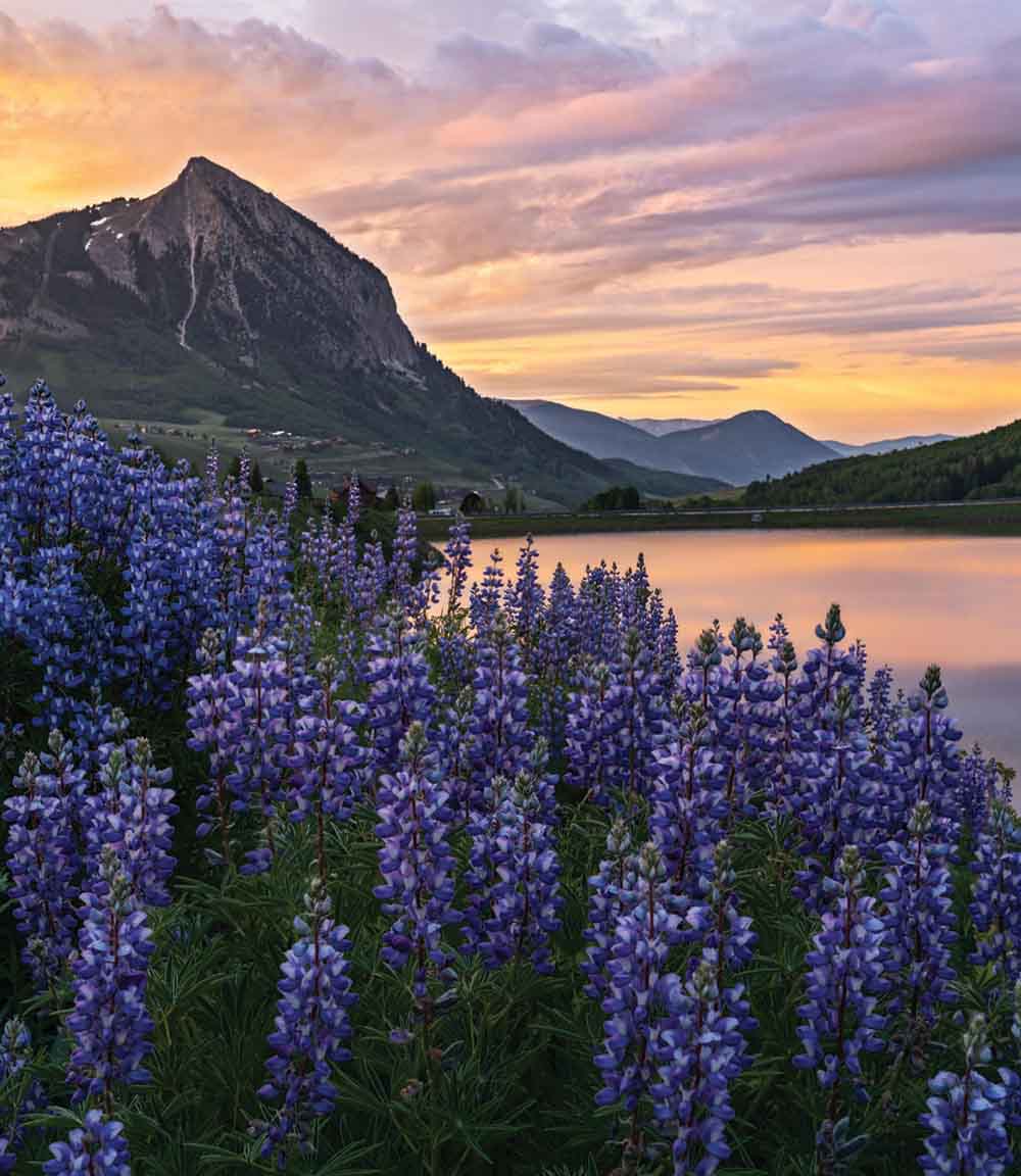 Crested Butte lake view