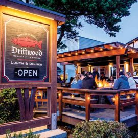 driftwood restaurant and lounge